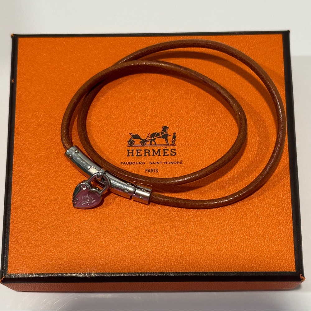 Hermes - Cadena Heart Charm Leather Double Tour Bracelet